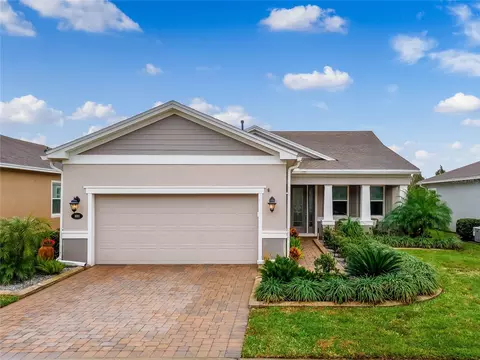 1693 Victoria Gardens Dr, Deland, FL 32724