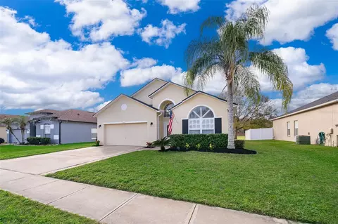 305 Appaloosa Ct, Sanford, FL 32773