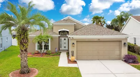 920 Summer Breeze Dr, Brandon, FL 33511
