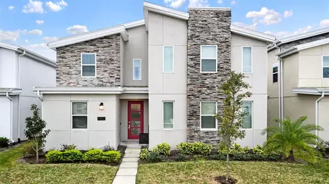 2852 Bookmark Dr, Kissimmee, FL 34746