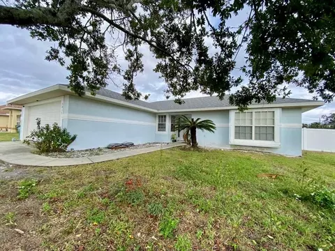 2817 Courtland Blvd, Deltona, FL 32738