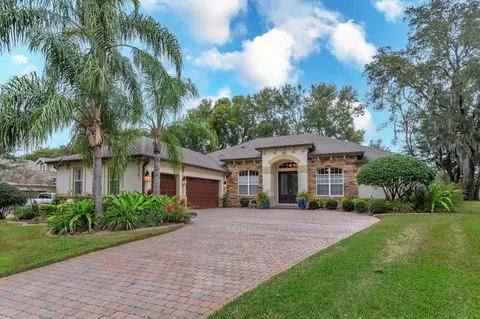 6361 Bordeaux Cir, Sanford, FL 32771