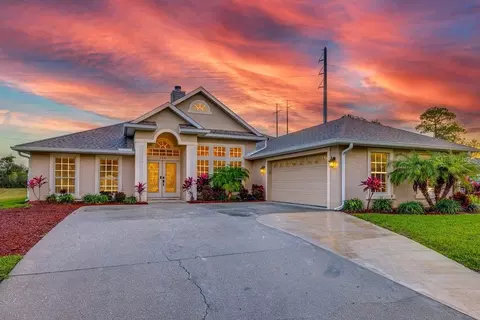 624 Quail Lake Dr, Debary, FL 32713