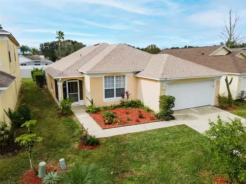 251 Grosvenor Loop, Davenport, FL 33897
