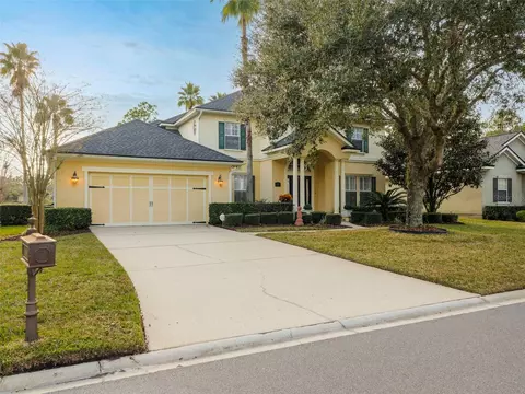 899 Eagle Point Dr, Saint Augustine, FL 32092