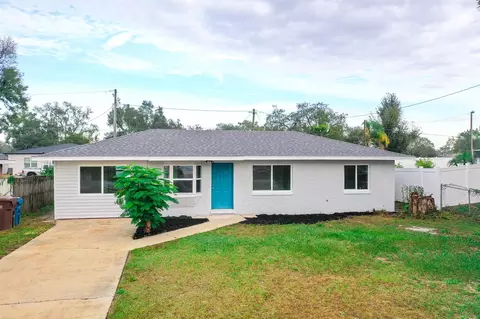 210 E Palm St, Davenport, FL 33837