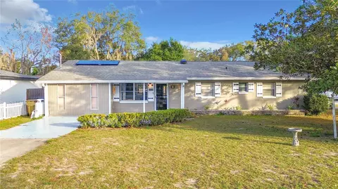 10105 Shademoor Dr, Leesburg, FL 34788