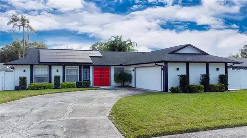 14013 Cherry Lake Dr, Tampa, FL 33618