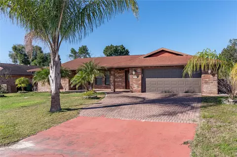 2050 Greenview Dr, Deltona, FL 32725