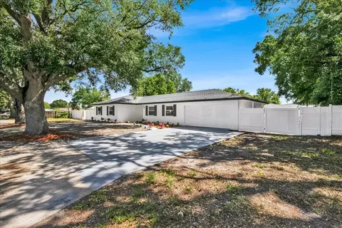 112 Byron Pl, Winter Haven, FL 33884