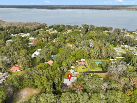 1453 Cr 448b, Lake Panasoffkee, FL 33538