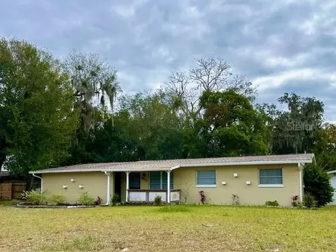 610 S Carpenter Ave, Orange City, FL 32763