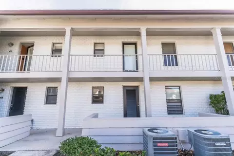 2884 Plaza Terrace Dr #2884, Orlando, FL 32803