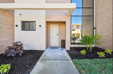 7454 Bleecker Ln, Kissimmee, FL 34747