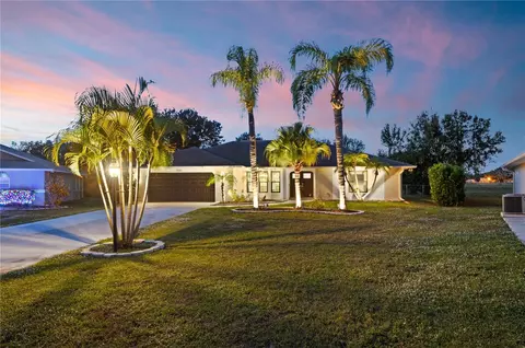 5507 Cynthia Ln, Sarasota, FL 34235
