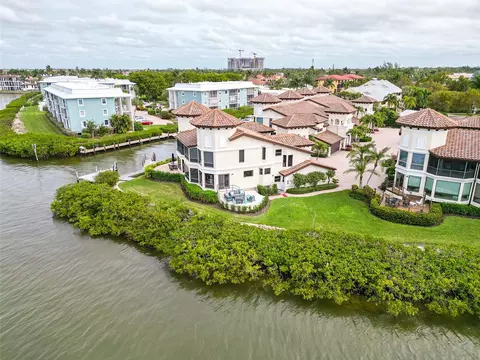 1303 Chesapeake Ave #2-A, Naples, FL 34102