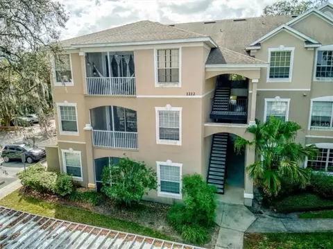 1212 S Hiawassee Rd #520, Orlando, FL 32835