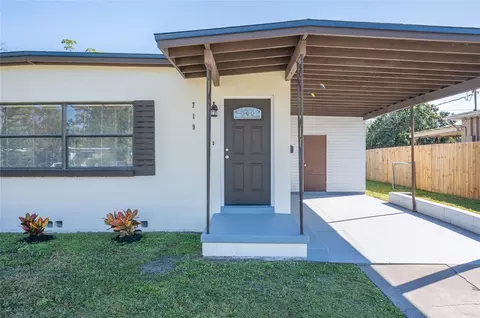 719 S Solandra Dr, Orlando, FL 32807