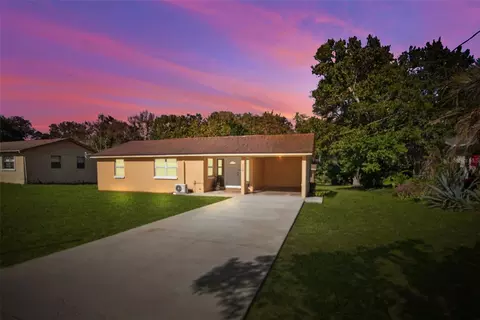 226 Colomba Rd, Debary, FL 32713