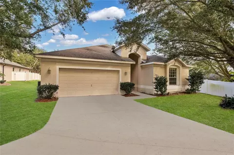 619 Strihal Loop, Oakland, FL 34787
