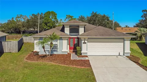 2024 Avalon Cove Ct, Brandon, FL 33511