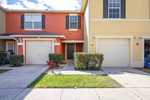 693 Cresting Oak Cir #109, Orlando, FL 32824