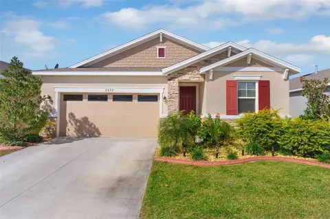 5055 Meadowsong Dr, Okahumpka, FL 34762