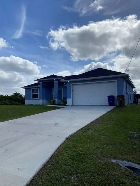 2601 28th St SW, Lehigh Acres, FL 33976