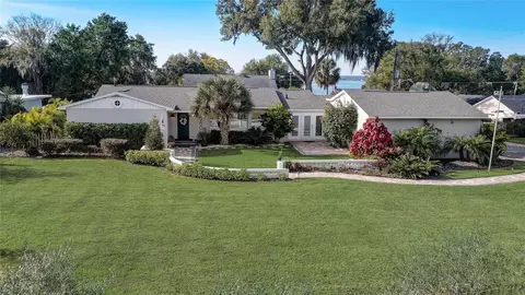 980 W 11th Ave, Mount Dora, FL 32757