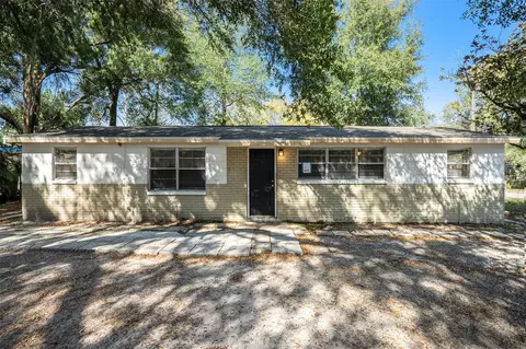9608 N 11th St, Tampa, FL 33612