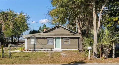 4120 Lake Saunders Dr, Mount Dora, FL 32757