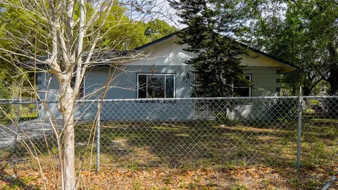 301 W 13th St, Apopka, FL 32703