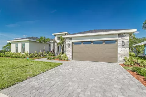 839 Waterfern Trail Dr, Auburndale, FL 33823