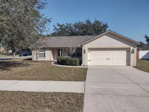 716 La Costa St, Minneola, FL 34715