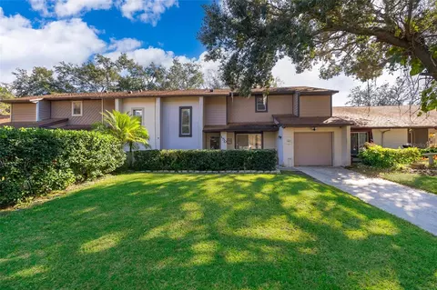 150 Clear Lake Cir, Sanford, FL 32773
