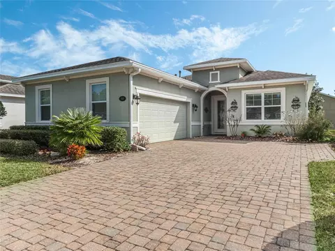 1121 Gardenshire Ln, Deland, FL 32724