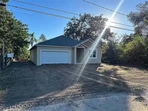 716 16th Ave SW, Ruskin, FL 33570