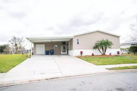 25161 Spanish Moss Cir, Astatula, FL 34705
