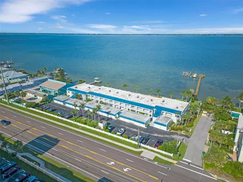 2850 S Atlantic Ave #203, Cocoa Beach, FL 32931