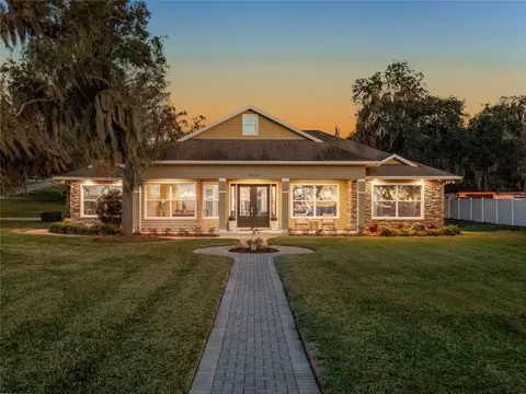 12442 Lakeshore Dr, Clermont, FL 34711