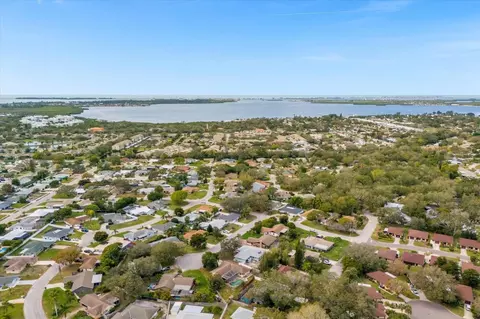 6610 27th Avenue Dr W, Bradenton, FL 34209
