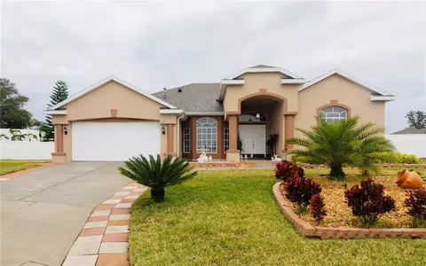 137 Rio Ct, Champions Gate, FL 33896