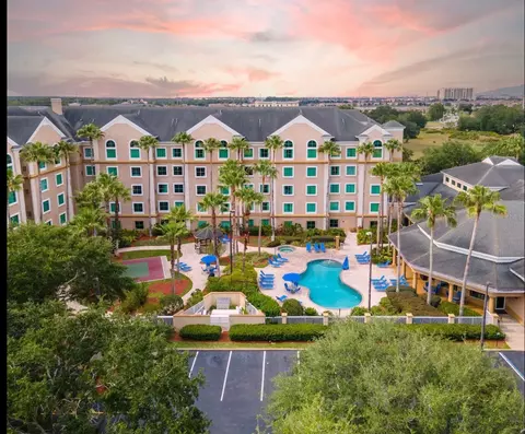 8303 Palm Pkwy #307, Orlando, FL 32836