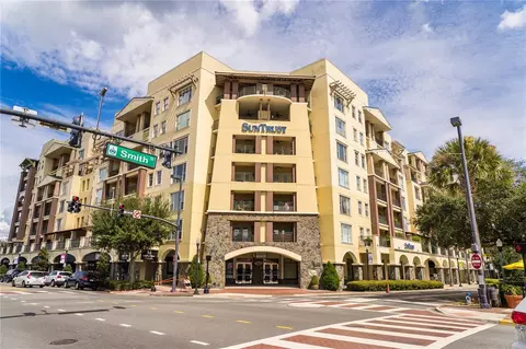 630 Vassar St #2405, Orlando, FL 32804