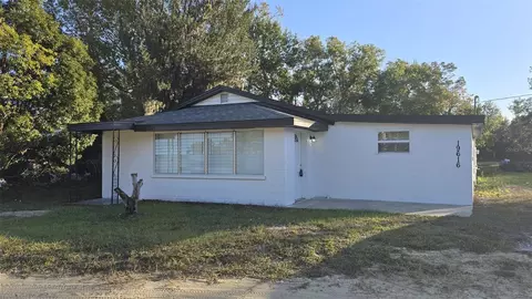 19616 E 13th St, Umatilla, FL 32784 photo 1