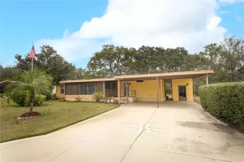 2025 Stacey Dr, Mount Dora, FL 32757