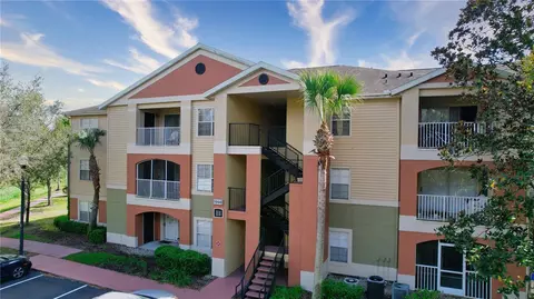 1950 Summer Club Dr #300, Oviedo, FL 32765