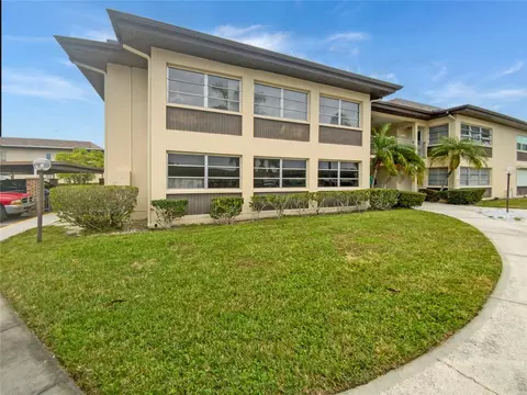 5123 Topaz Ln #208, New Port Richey, FL 34652