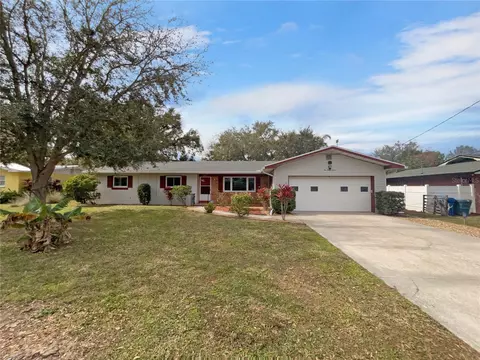 1067 Idylwild Dr NW, Winter Haven, FL 33881