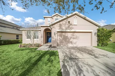 2337 Natoma Blvd, Mount Dora, FL 32757
